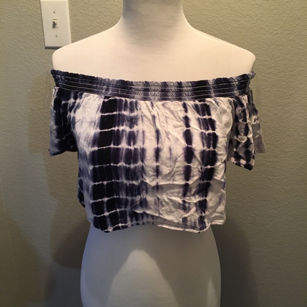 Never worn size small tie dye crop top